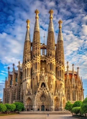 Foto da Igreja da Sagrada Família de Gaudí, em Barcelona